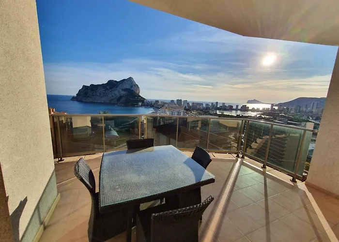 Apartamentos Esmeralda Suites